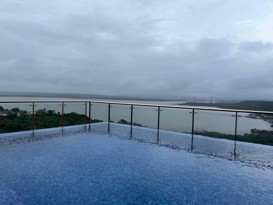 Studio Apt With Rooftop Panoramic Views @ Dabolim Apartment Vasco Da Gama Exterior photo