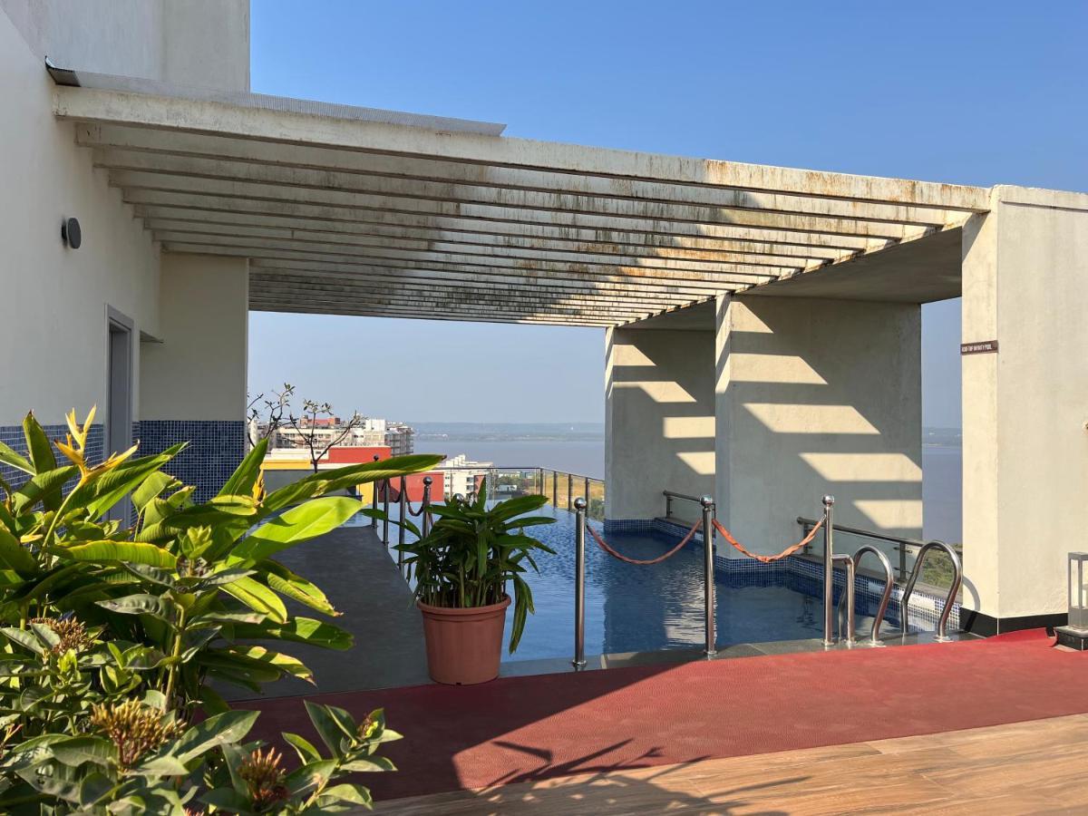 Studio Apt With Rooftop Panoramic Views @ Dabolim Apartment Vasco Da Gama Exterior photo